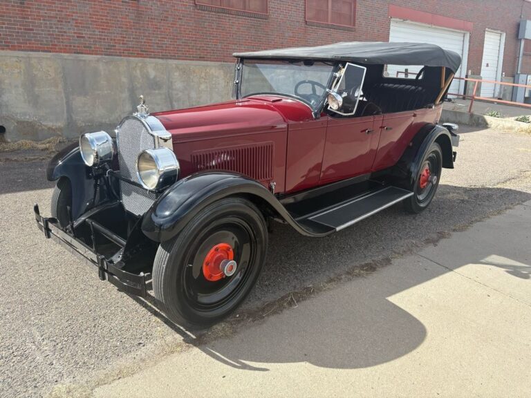 Packard sedan 1926 --