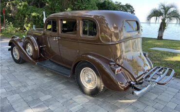 Pierce-Arrow-1240A-1934-Sedan-1