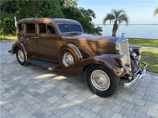 Pierce-Arrow-1240A-1934-Sedan-12
