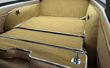 Plymouth-Barracuda-1964-Coupe-13