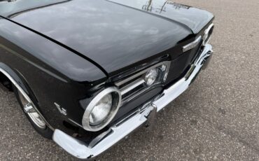 Plymouth-Barracuda-1964-Coupe-24