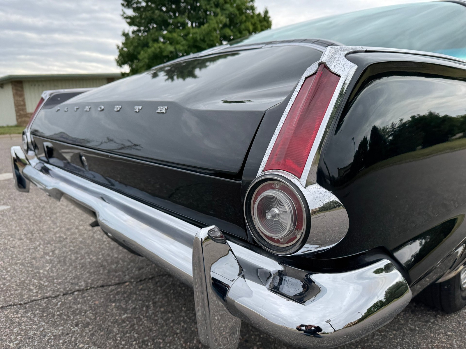 Plymouth-Barracuda-1964-Coupe-26