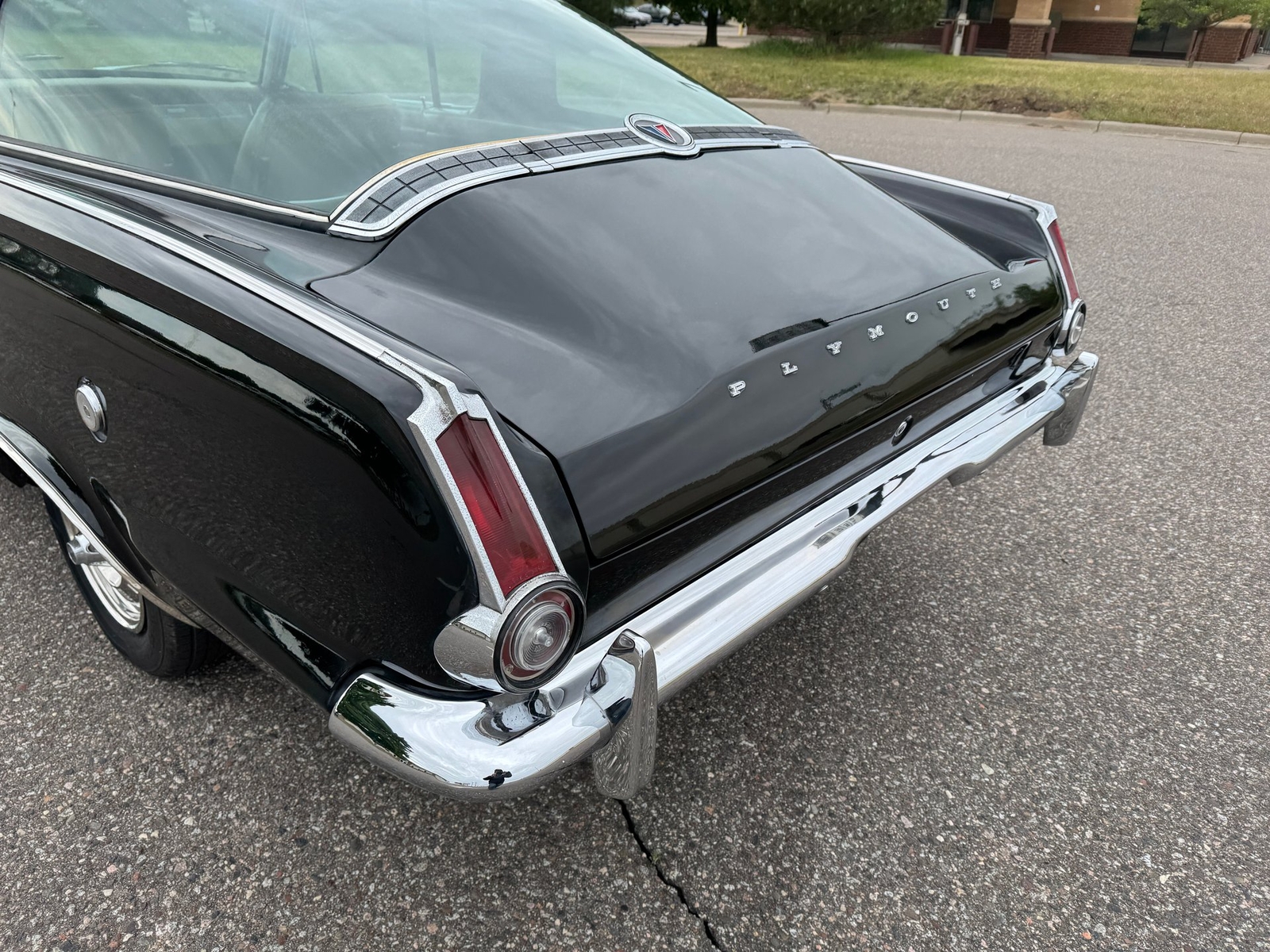 Plymouth-Barracuda-1964-Coupe-32