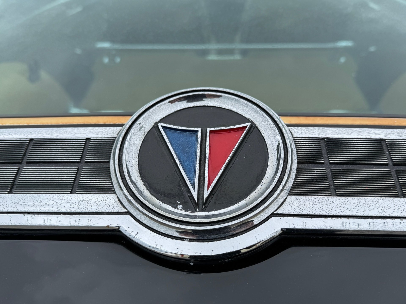Plymouth-Barracuda-1964-Coupe-39