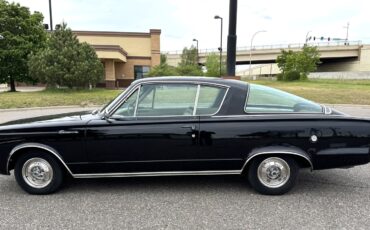 Plymouth-Barracuda-1964-Coupe-6