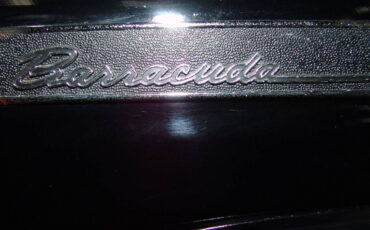 Plymouth-Barracuda-1966-Coupe-35