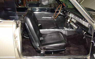 Plymouth-Barracuda-1966-Coupe-36