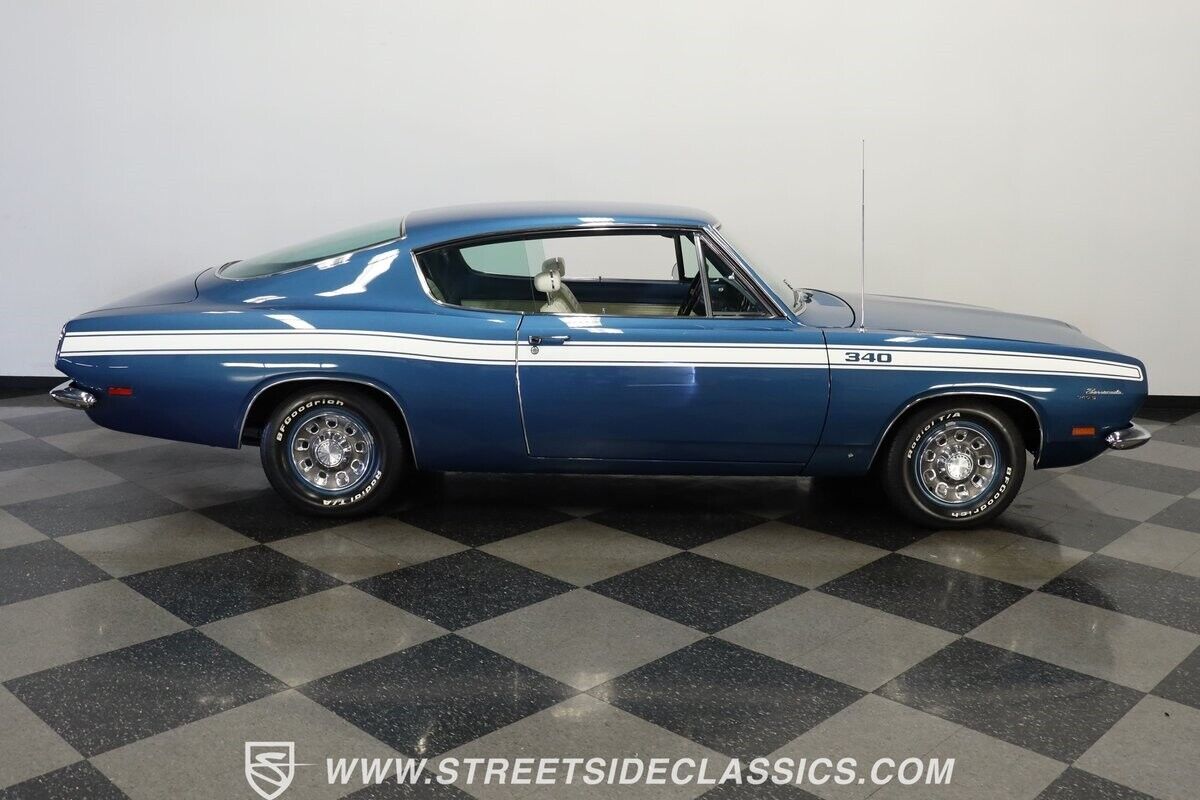 Plymouth-Barracuda-1969-Fastback-12
