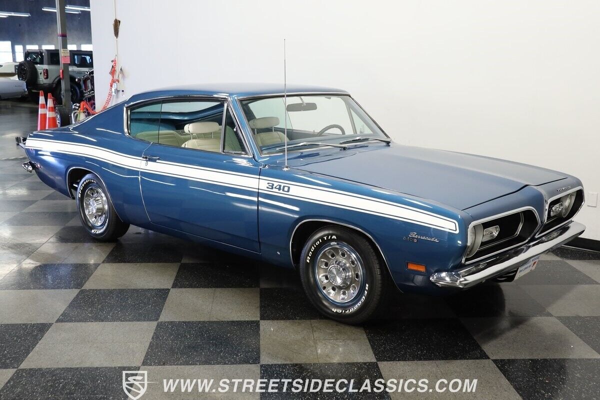 Plymouth-Barracuda-1969-Fastback-13