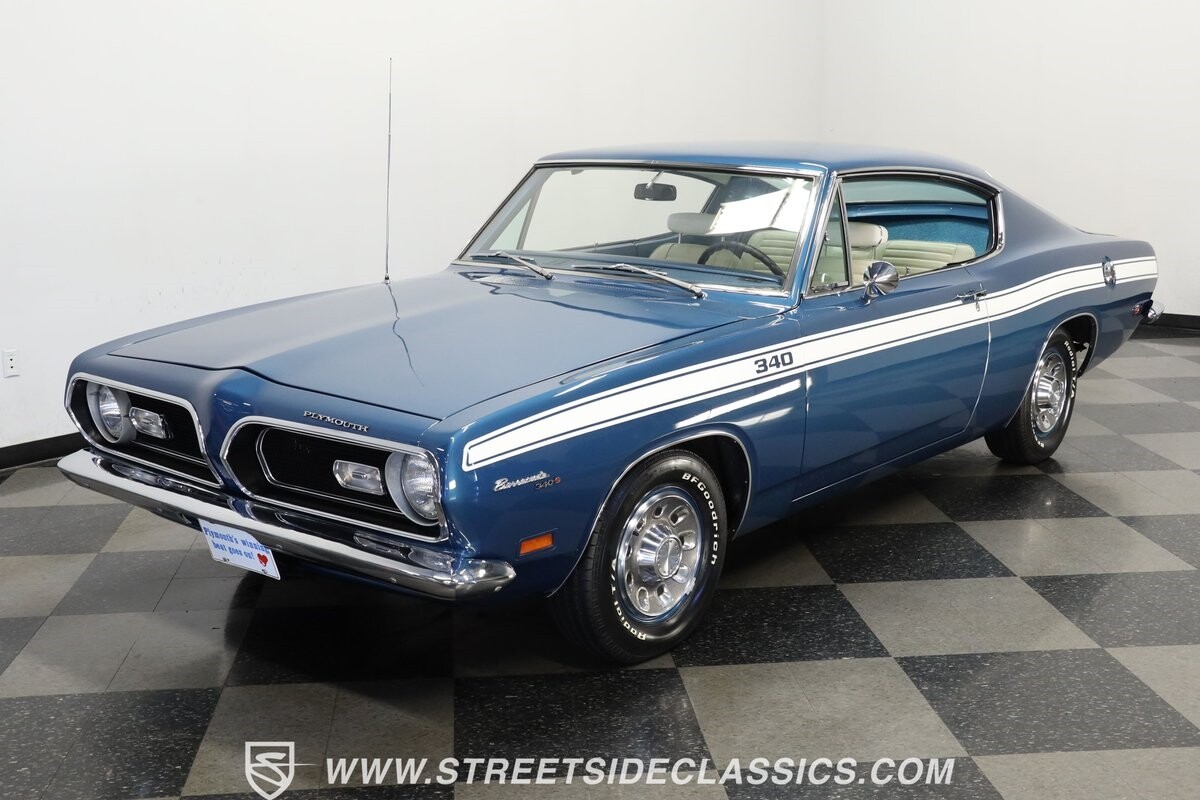Plymouth-Barracuda-1969-Fastback-17