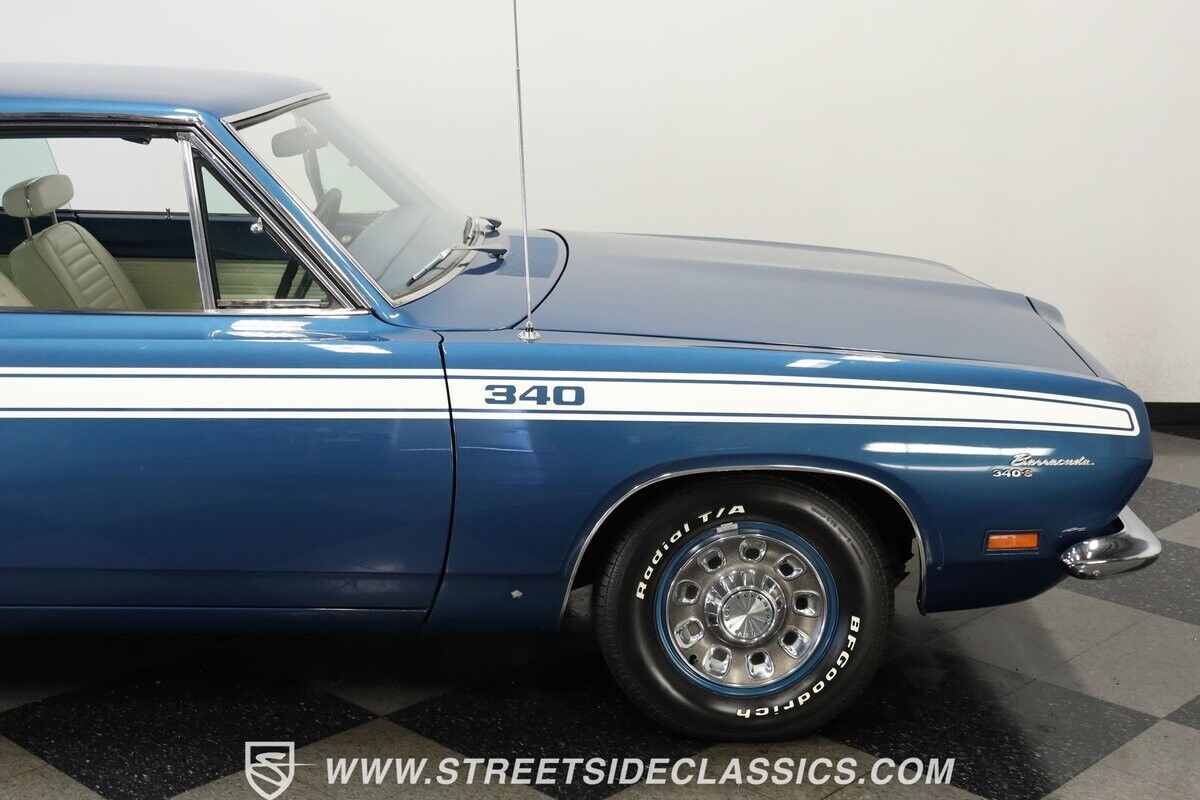 Plymouth-Barracuda-1969-Fastback-28