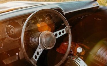 Plymouth-Barracuda-1970-Coupe-2