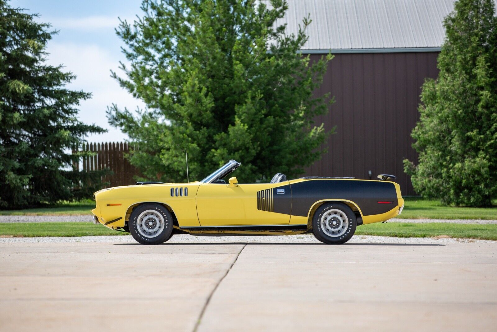 Plymouth-Barracuda-1971-Convertible-1