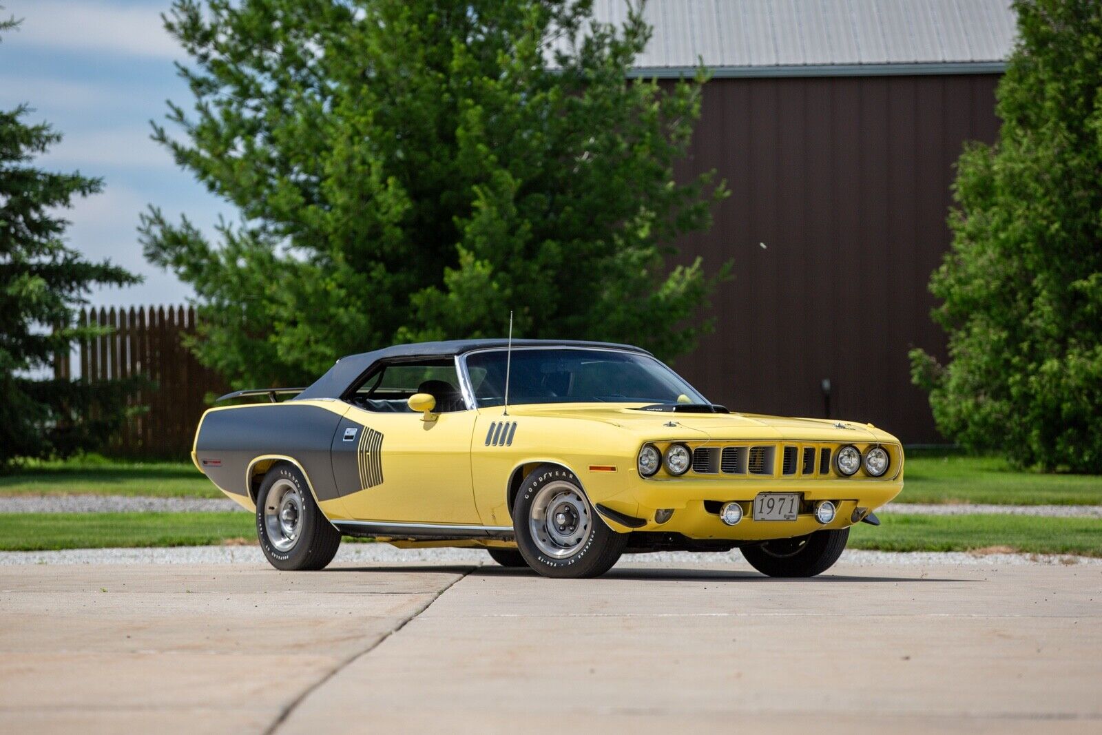 Plymouth-Barracuda-1971-Convertible-23