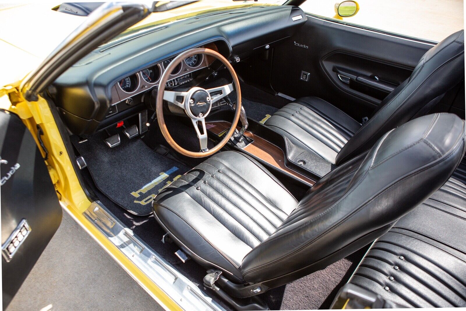 Plymouth-Barracuda-1971-Convertible-30