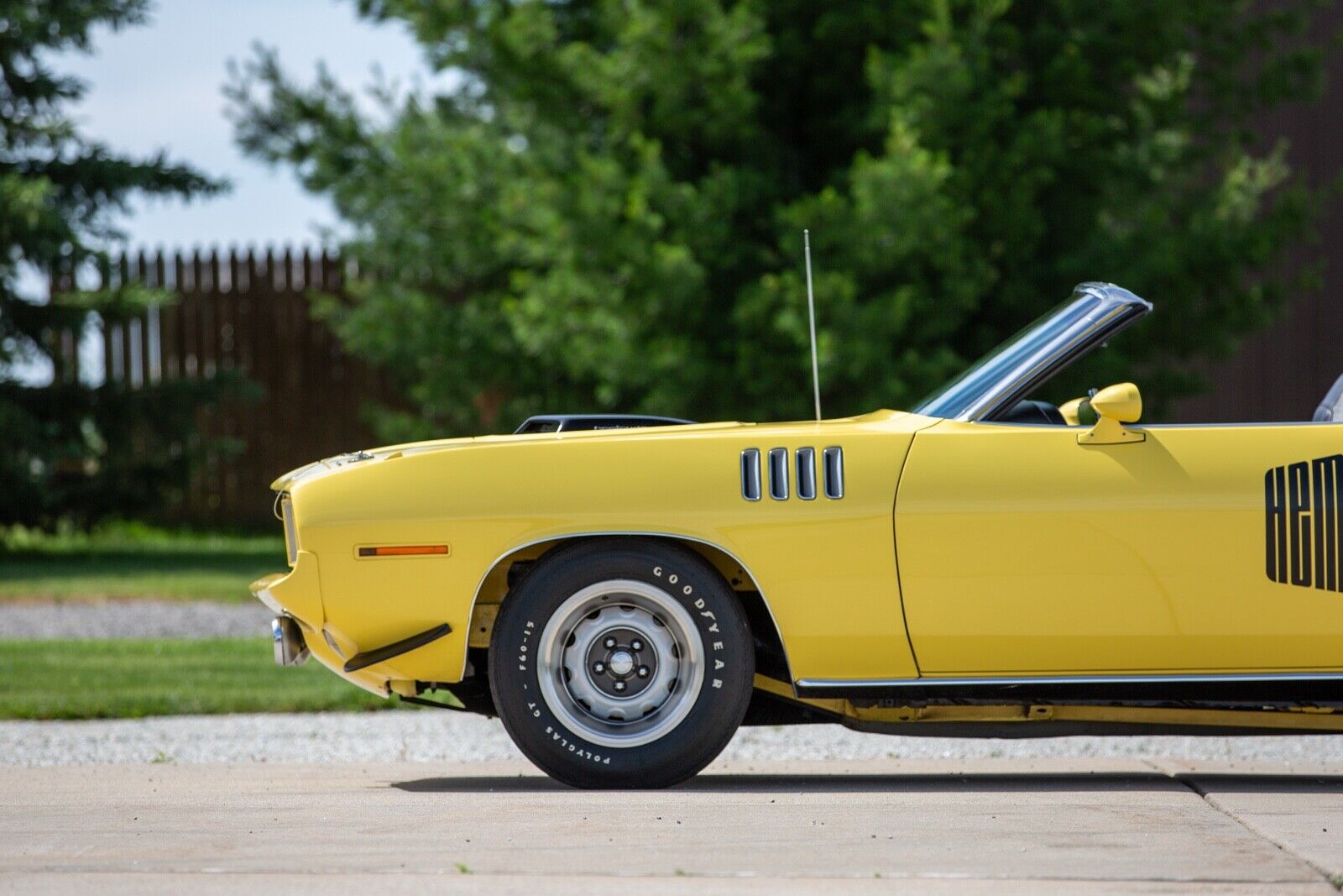 Plymouth-Barracuda-1971-Convertible-7