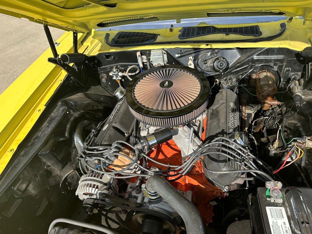 Plymouth-Barracuda-1973-American-Muscle-Car-12