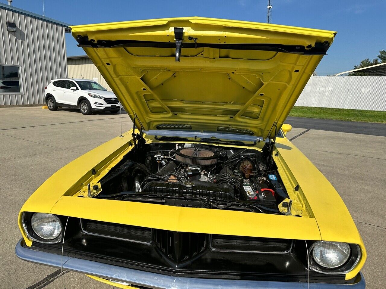 Plymouth-Barracuda-1973-American-Muscle-Car-14