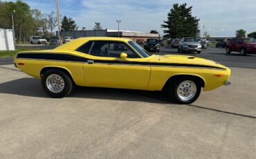 Plymouth-Barracuda-1973-American-Muscle-Car-21