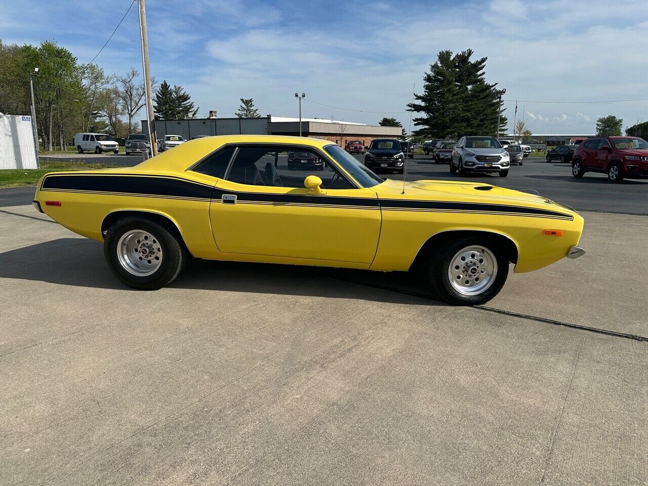 Plymouth-Barracuda-1973-American-Muscle-Car-21