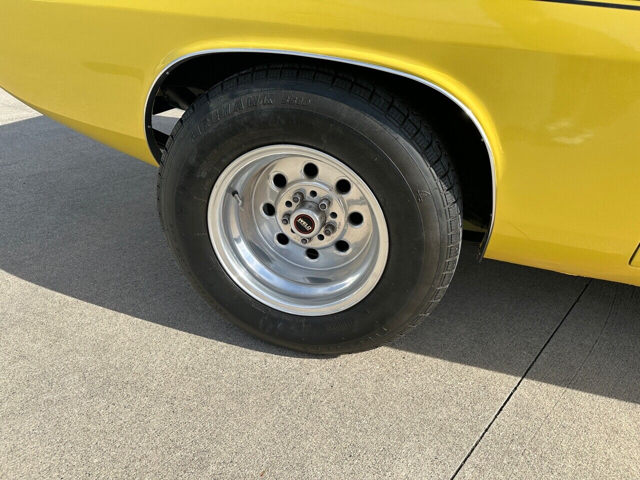 Plymouth-Barracuda-1973-American-Muscle-Car-23