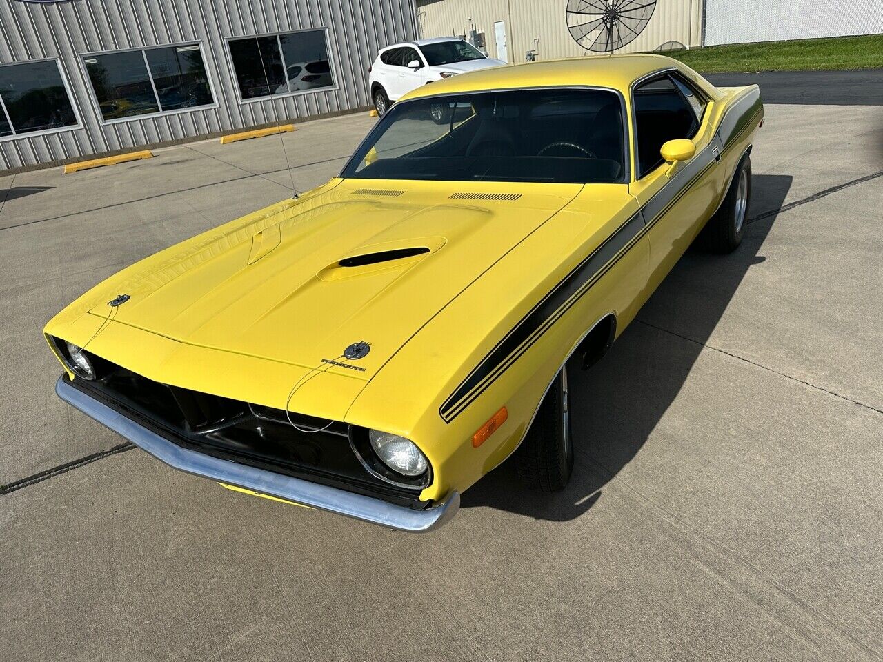 Plymouth-Barracuda-1973-American-Muscle-Car-7