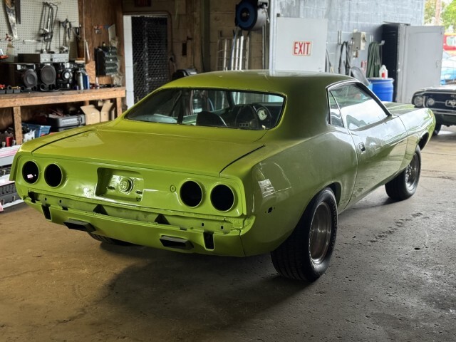 Plymouth-Barracuda-1973-Coupe-1