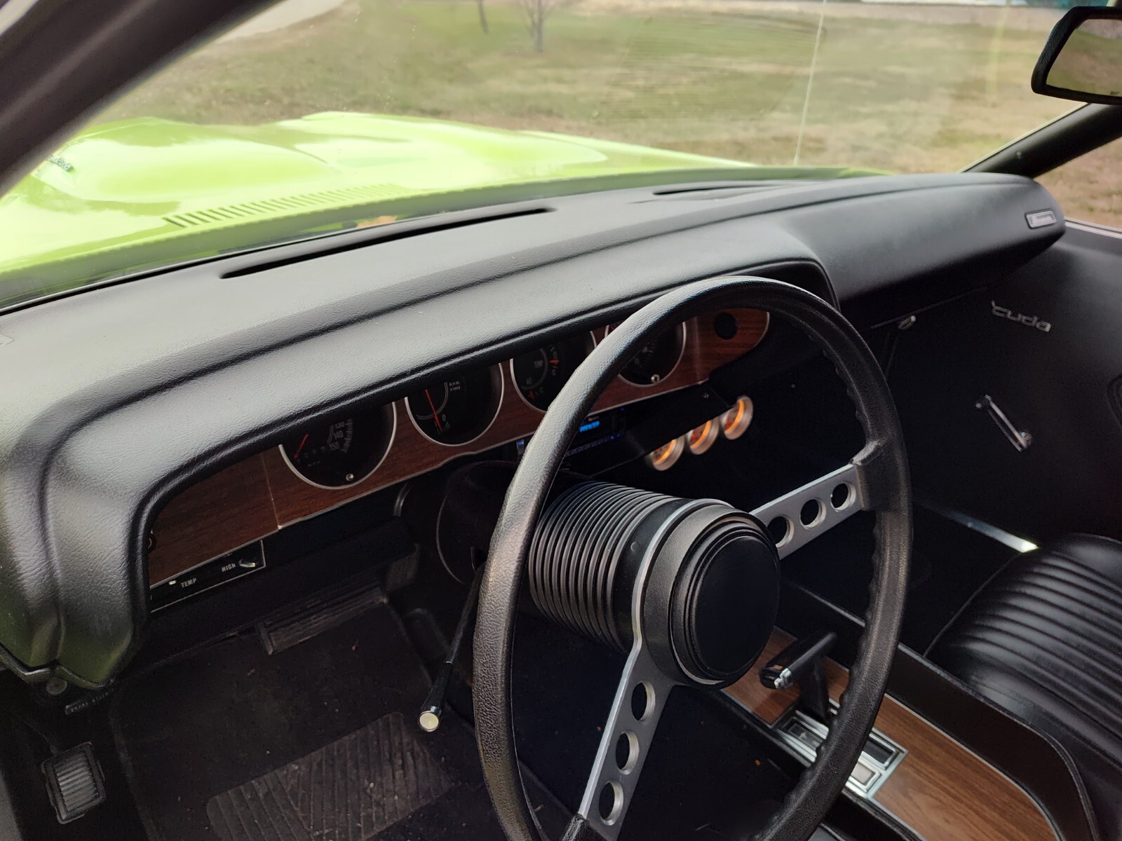 Plymouth-Barracuda-1973-Coupe-31