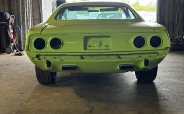 Plymouth-Barracuda-1973-Coupe-7