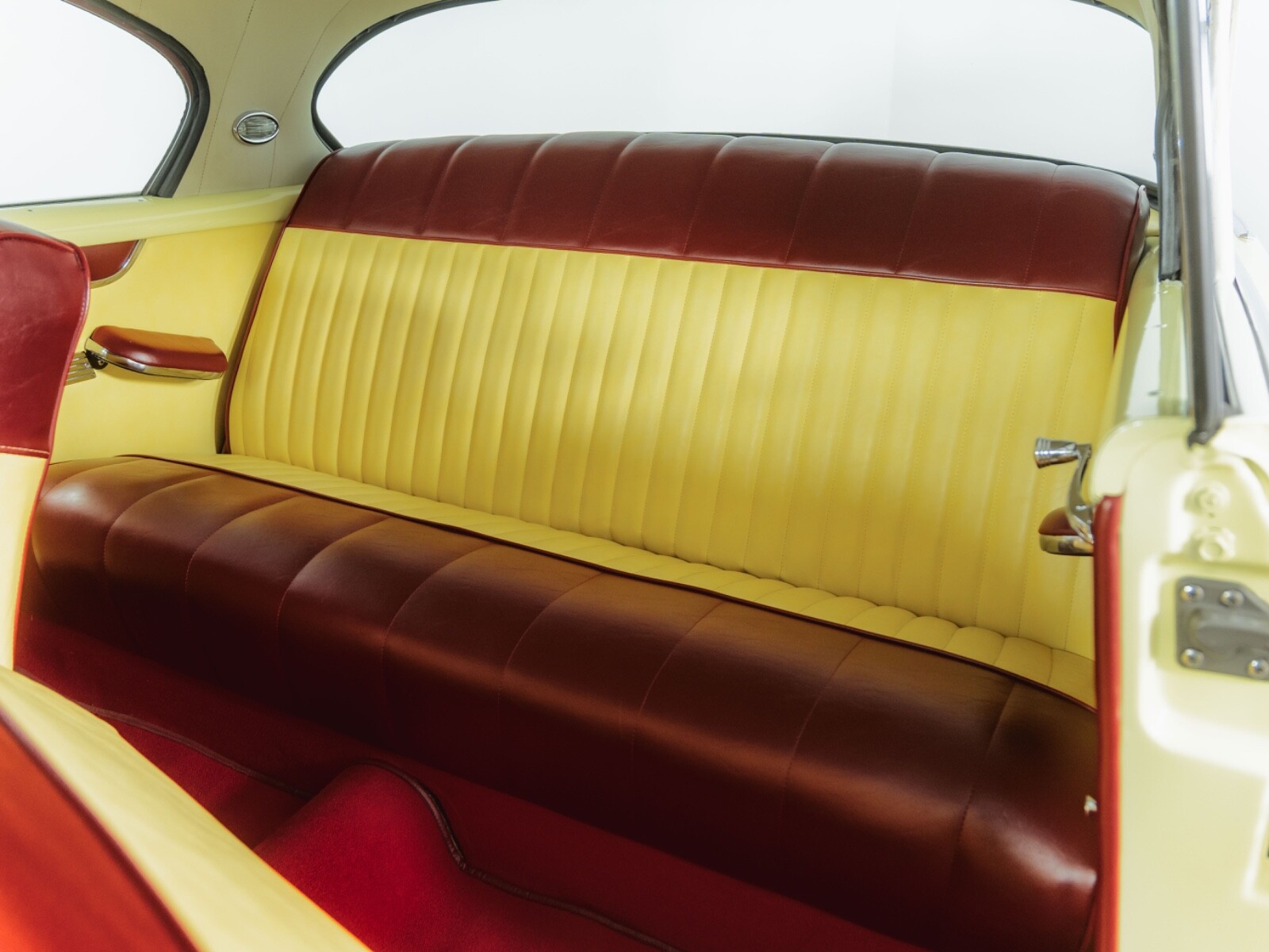Plymouth-Belvedere-1954-Coupe-10