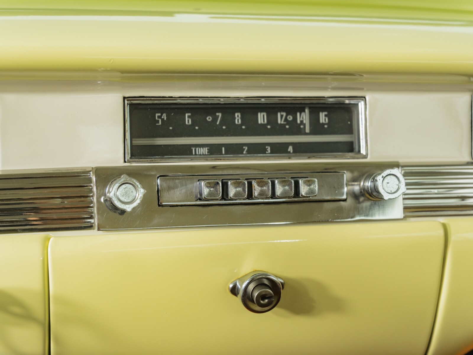 Plymouth-Belvedere-1954-Coupe-12