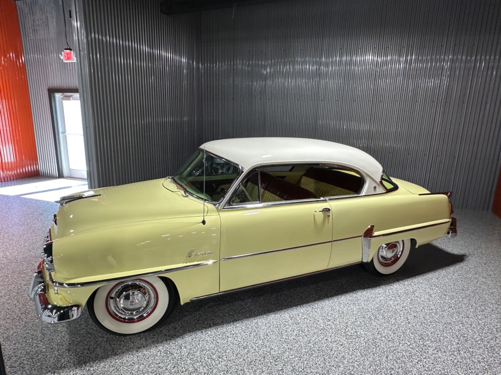 Plymouth-Belvedere-1954-Coupe-35