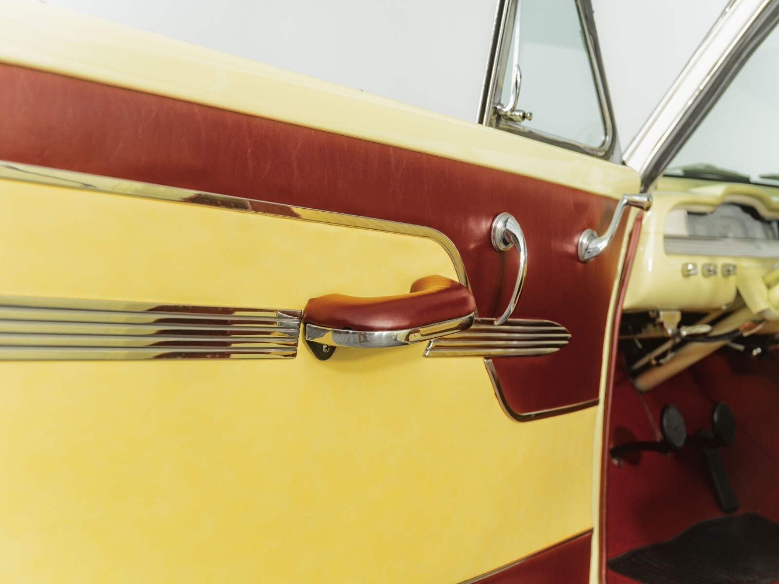 Plymouth-Belvedere-1954-Coupe-8