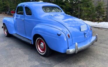 Plymouth-Business-coupe-1940-blue-2