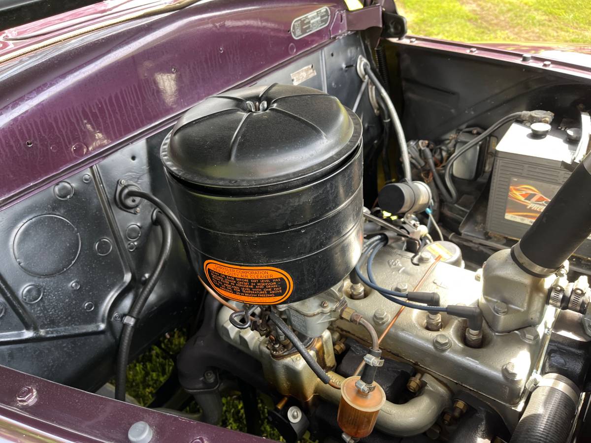 Plymouth-Business-coupe-1948-purple-11