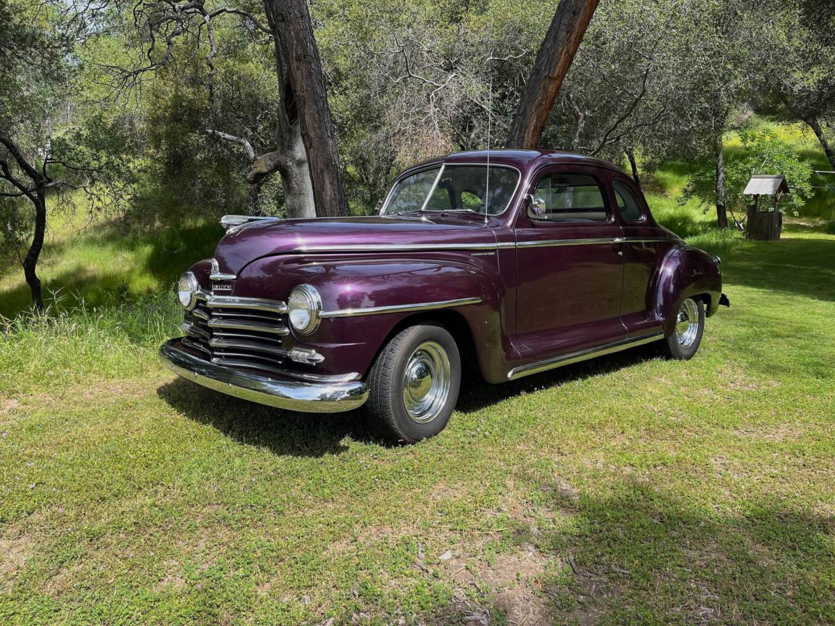 Plymouth-Business-coupe-1948-purple