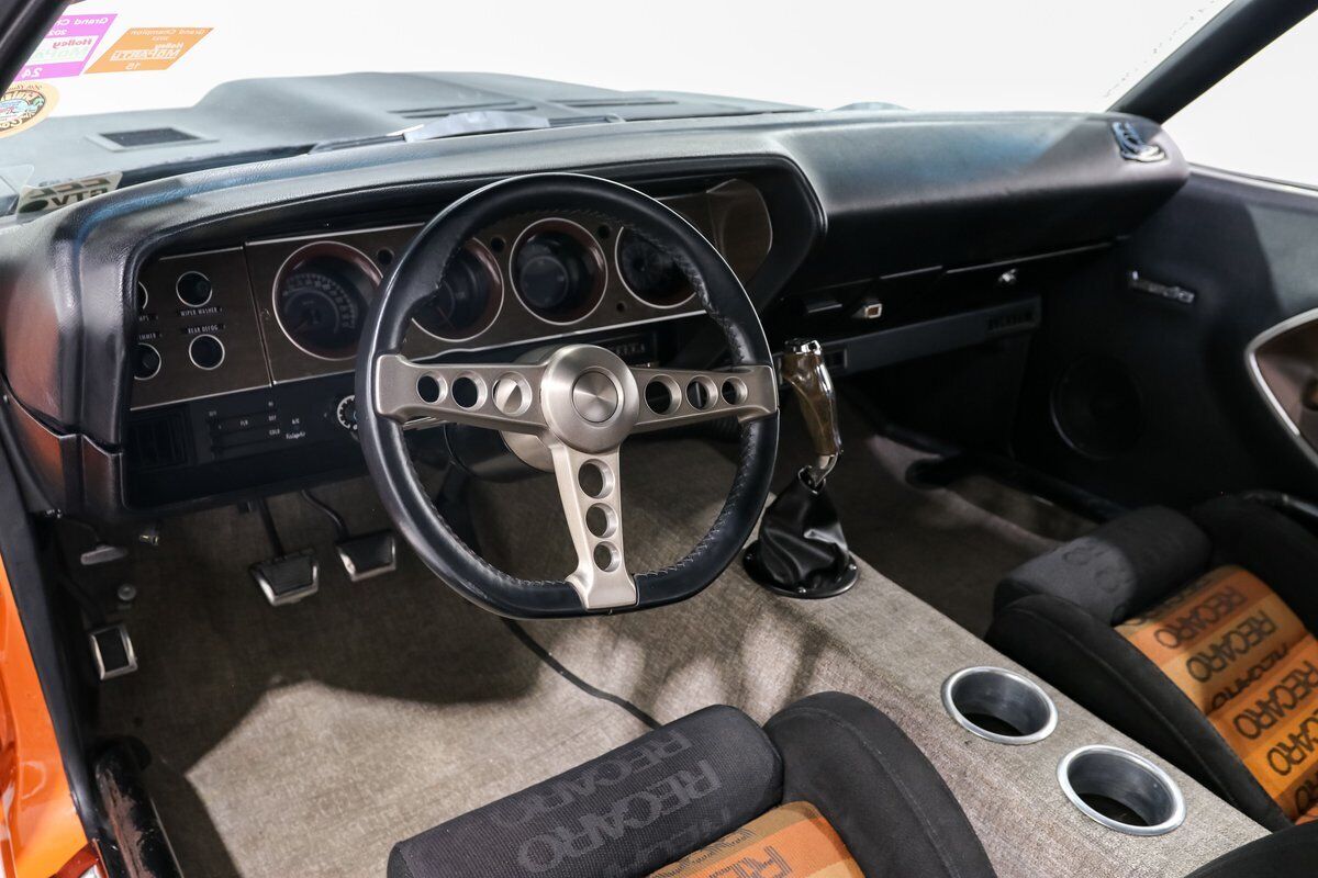Plymouth-Cuda-1970-Coupe-14