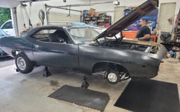 Plymouth-Cuda-1973-Coupe-10
