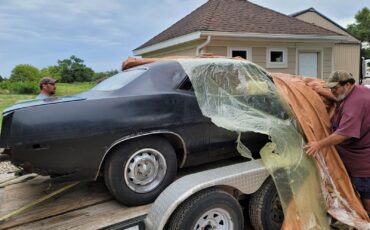 Plymouth-Cuda-1973-Coupe-5