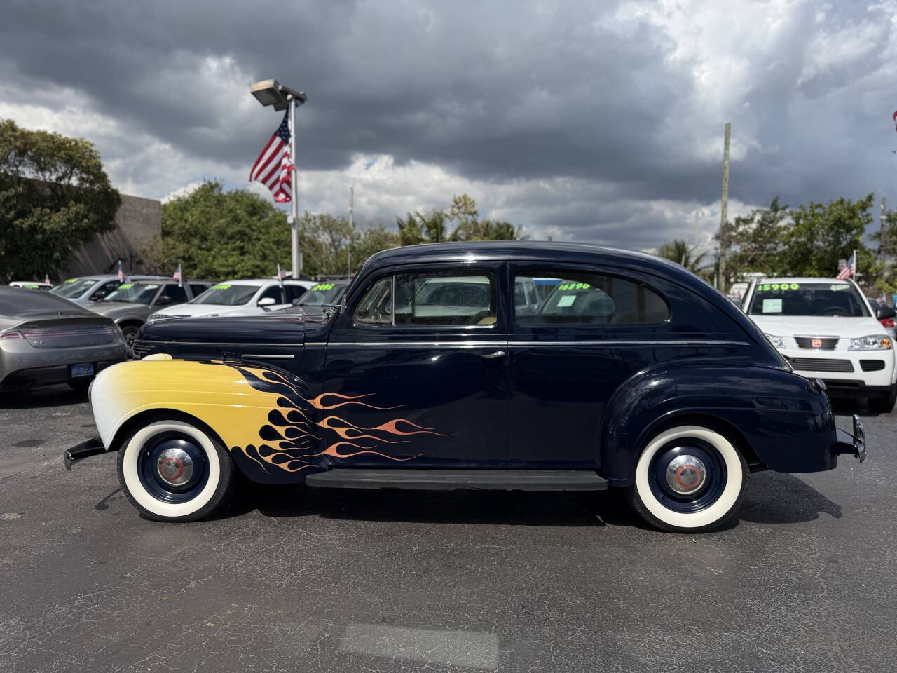 Plymouth-Deluxe-1940-Coupe-3