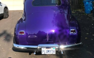 Plymouth-Deluxe-special-1947-purple-2