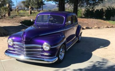 Plymouth-Deluxe-special-1947-purple-7