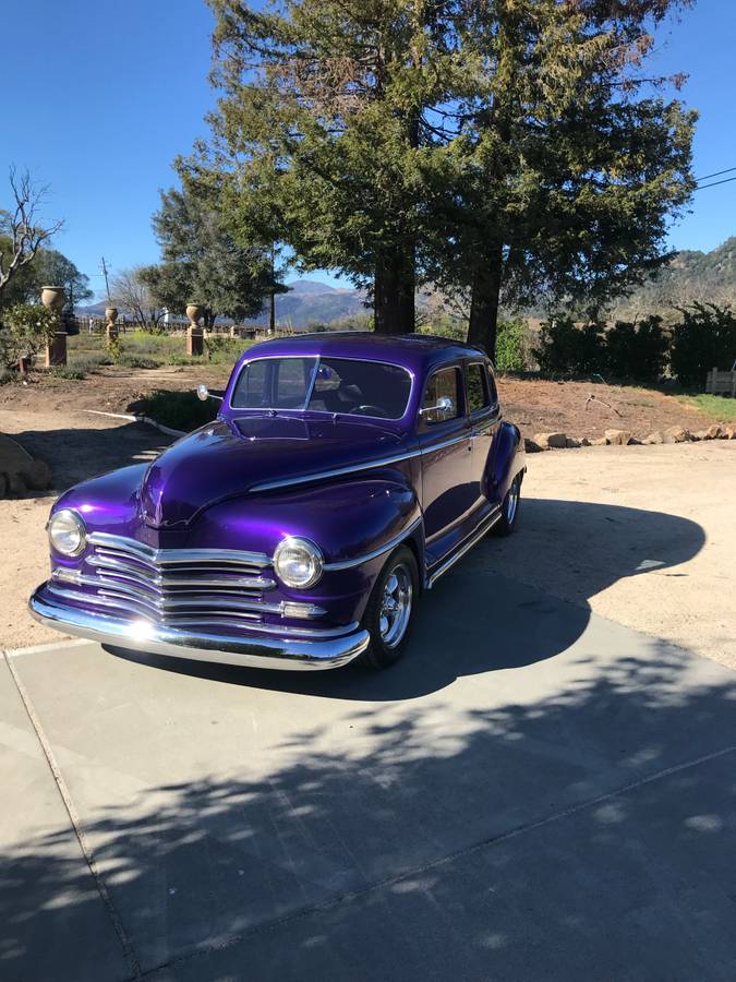 Plymouth-Deluxe-special-1947-purple-7