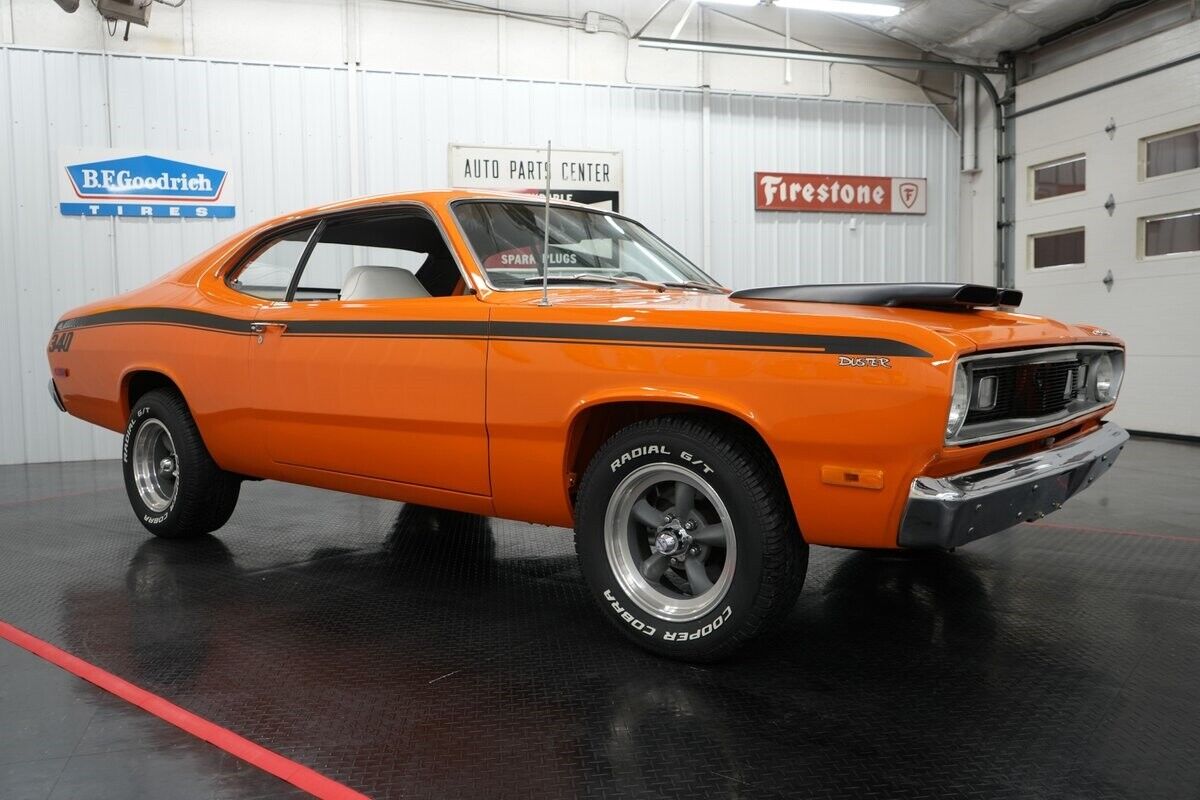 Plymouth-Duster-1972-Coupe-21
