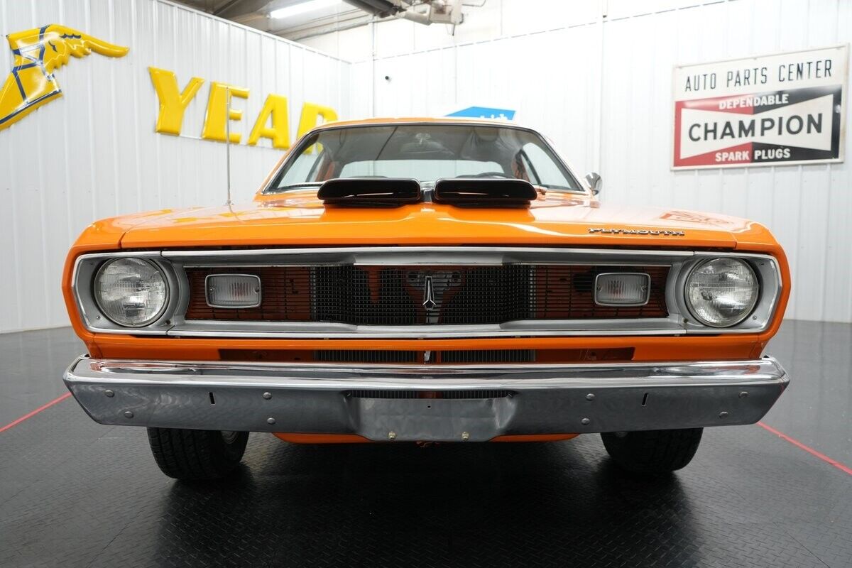 Plymouth-Duster-1972-Coupe-28