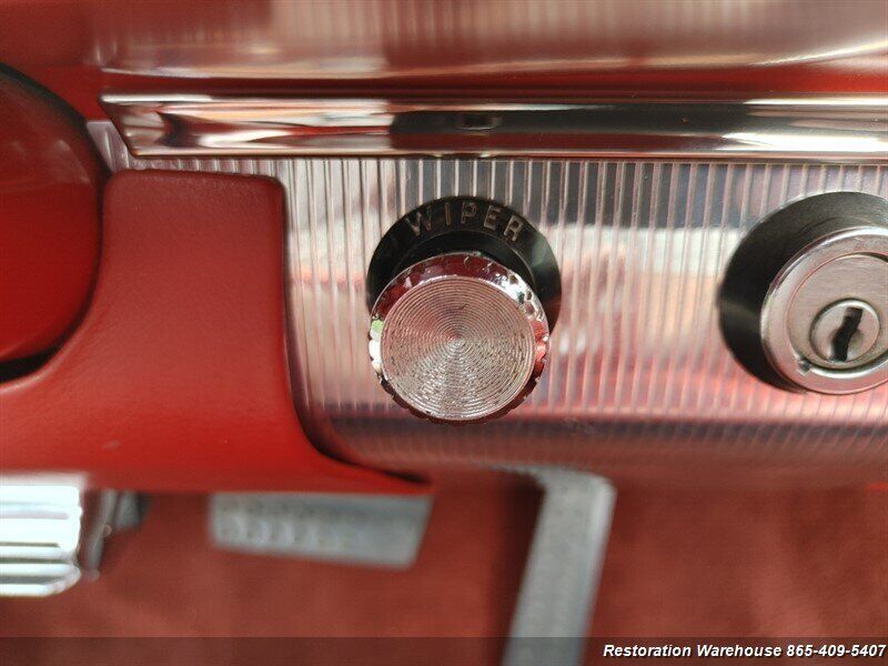 Plymouth-Fury-1962-35