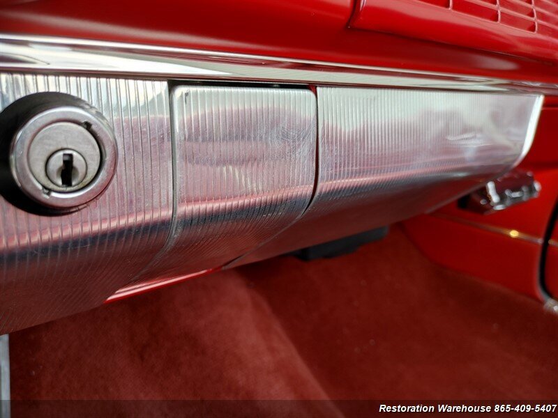 Plymouth-Fury-1962-37