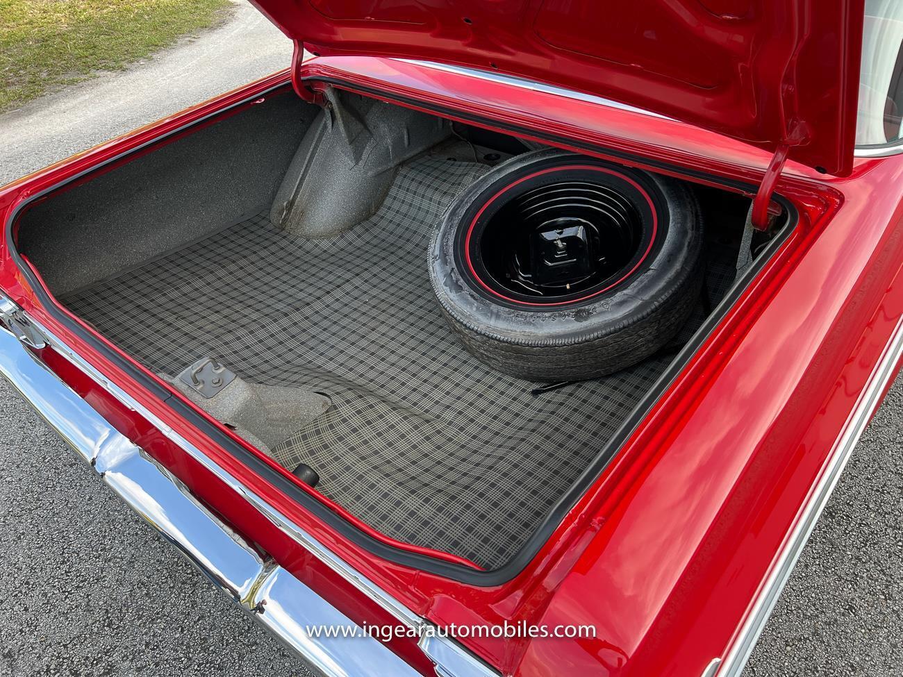 Plymouth-Fury-1964-coupe-3