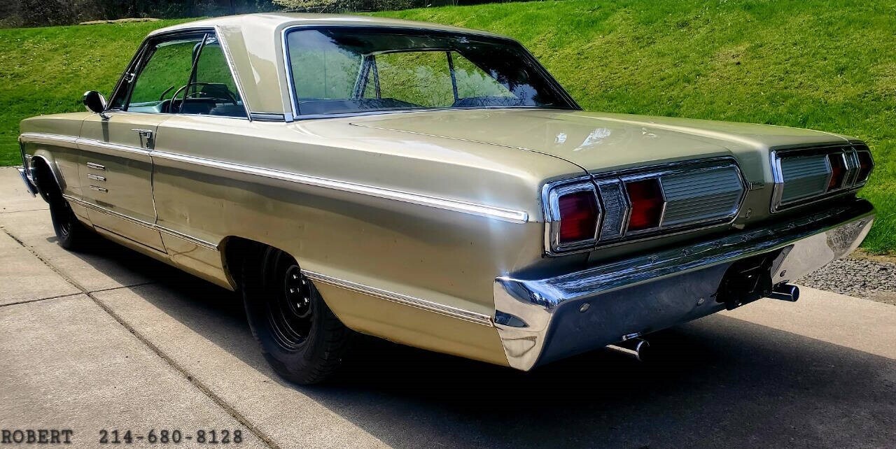 Plymouth-Fury-1966-Coupe-3