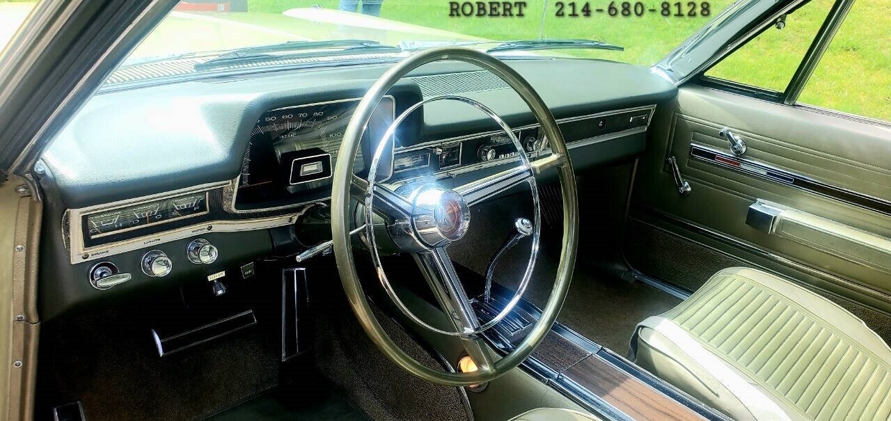 Plymouth-Fury-1966-Coupe-4